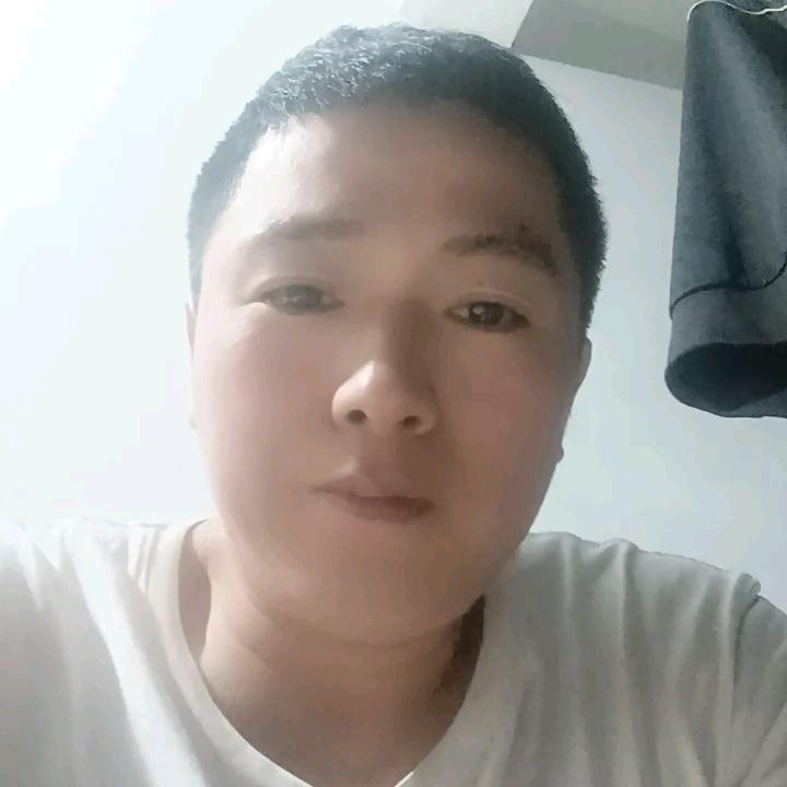 租个妹子回家过年