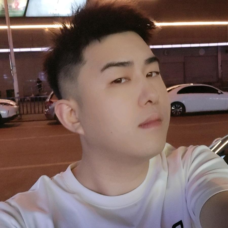 正仔男装