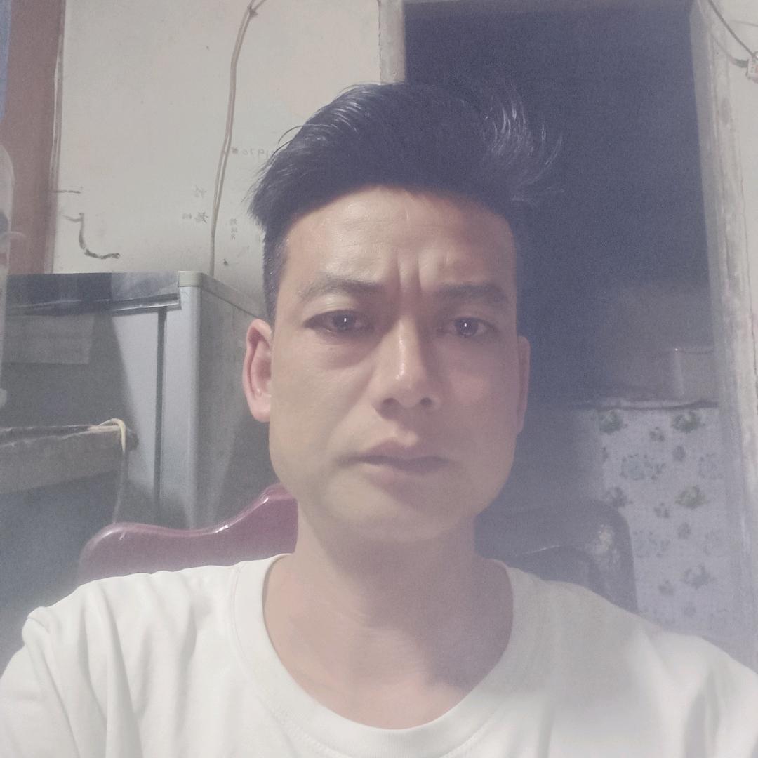 装修哥，地板，卫生间，楼梯欢迎你加我，谢