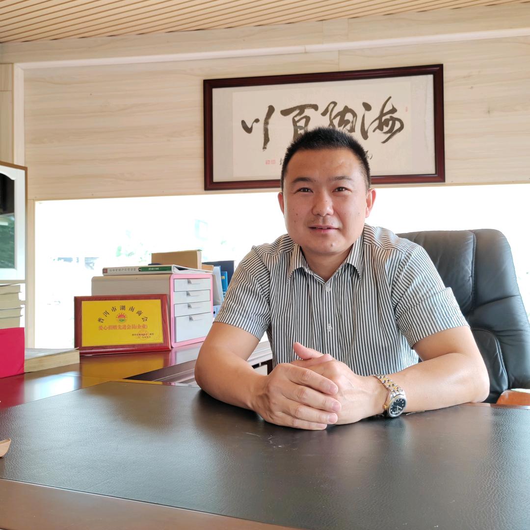 澜沧飞龙汽修-老彭