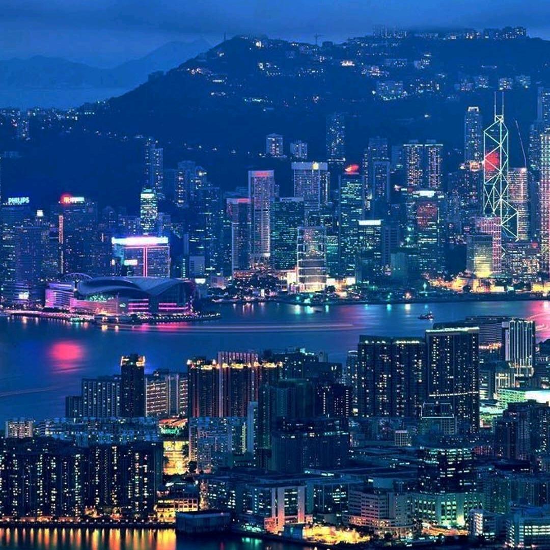 拉着月亮大醉一场