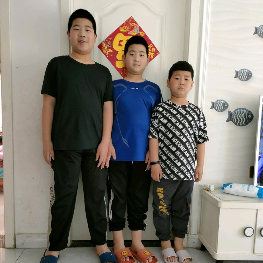 家有三百万👦🏻👦🏻👦🏻
