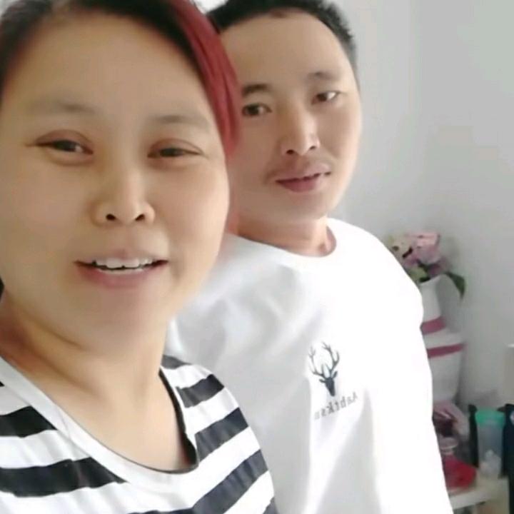 开心快乐每一天小闫