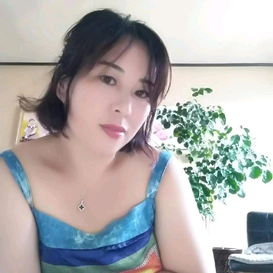 生活不易，不要迷失自己，漫上路，必见曙光