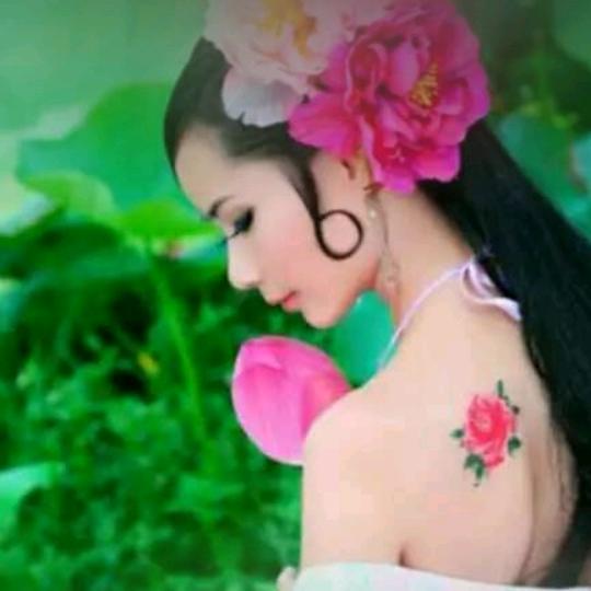 牵媒走四方 红姐💑