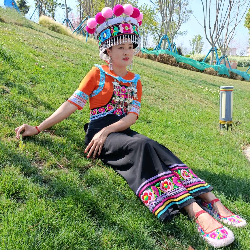 彝家阿妹非遗传承