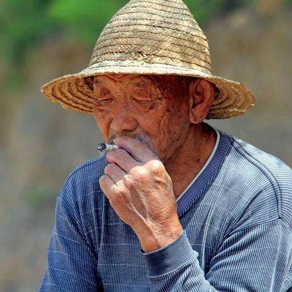 温馨提示：有严禁语言，1分钟后制动下播