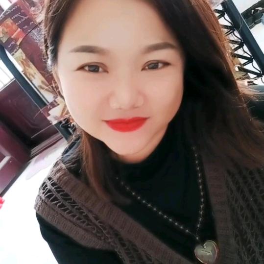 高价收树的农村夫妻