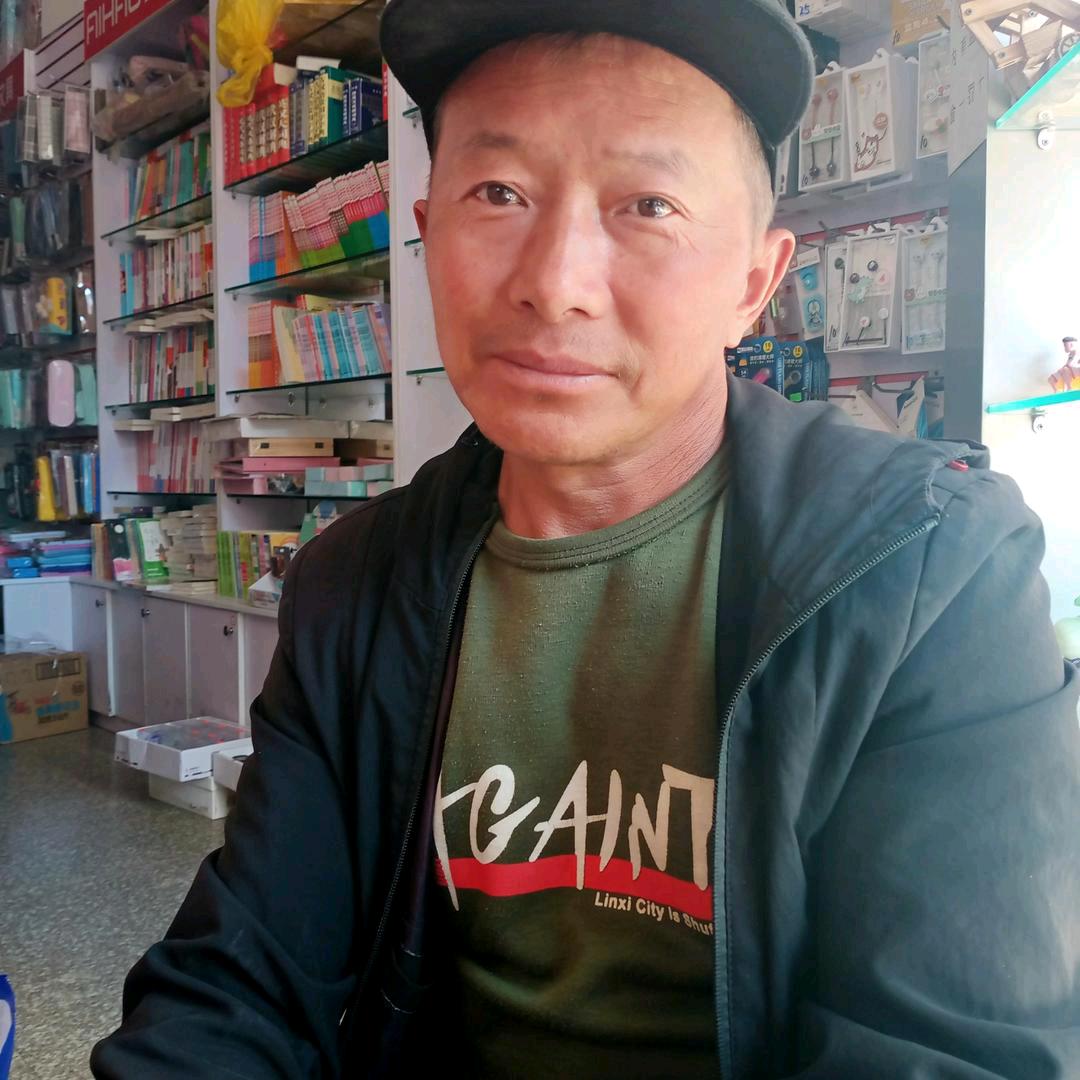 用户2076299954348