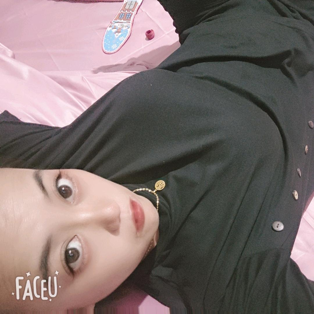 姐抽的不是煙，姐抽的是寂寞