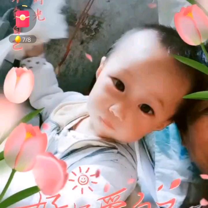 微微笑笑