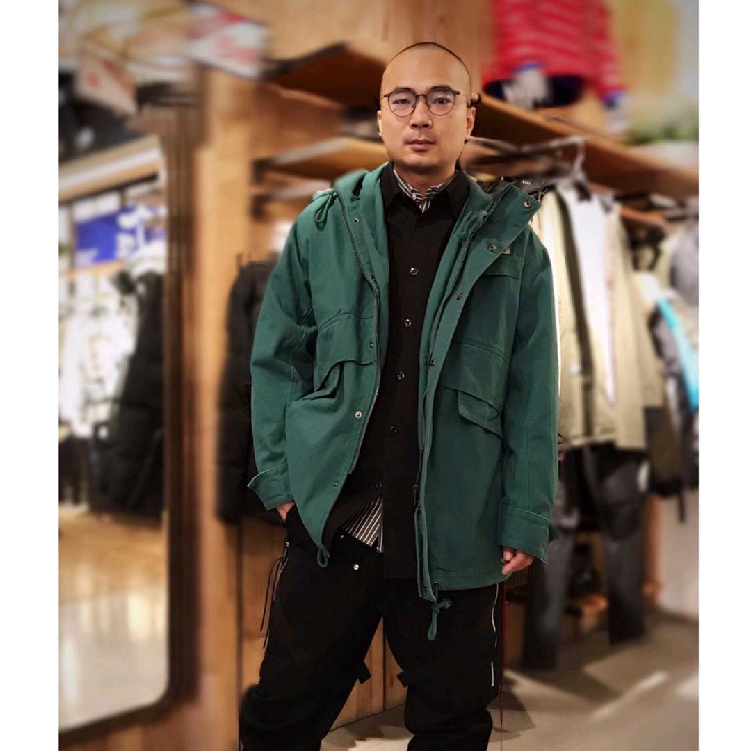 耿直的阿哲-目的地婚礼