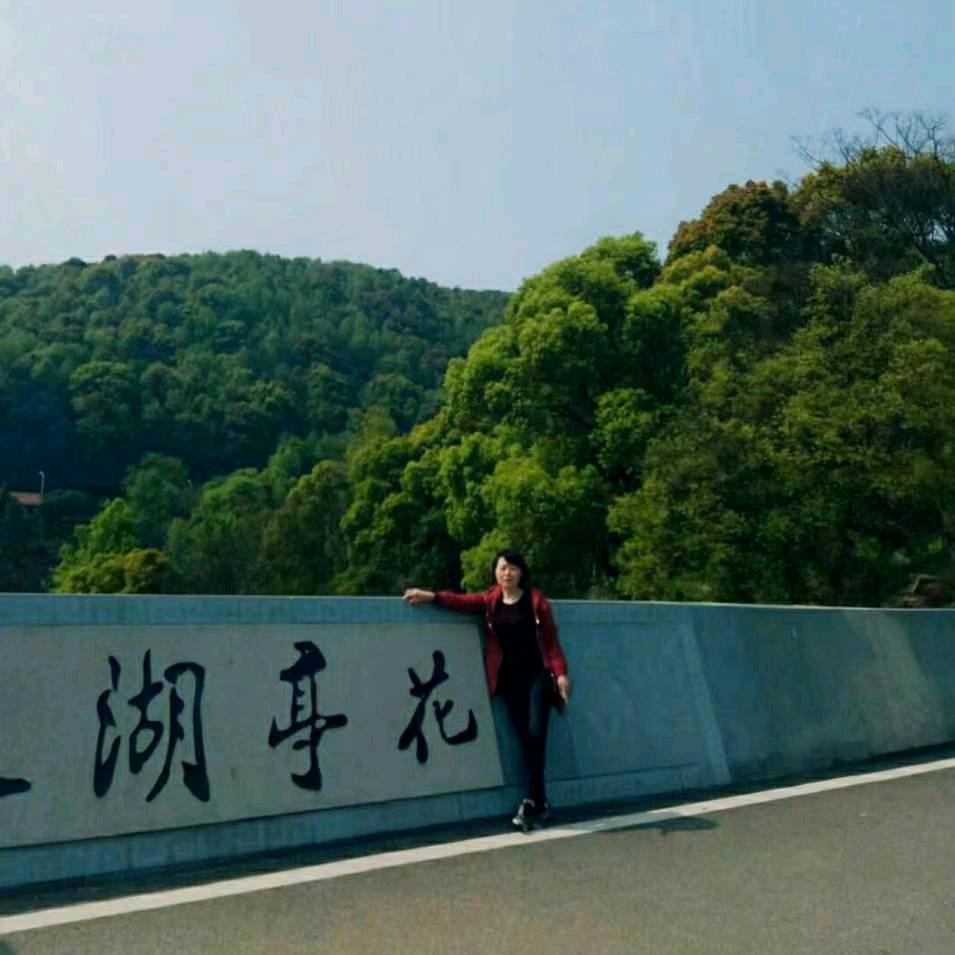 三月桃李芬芳