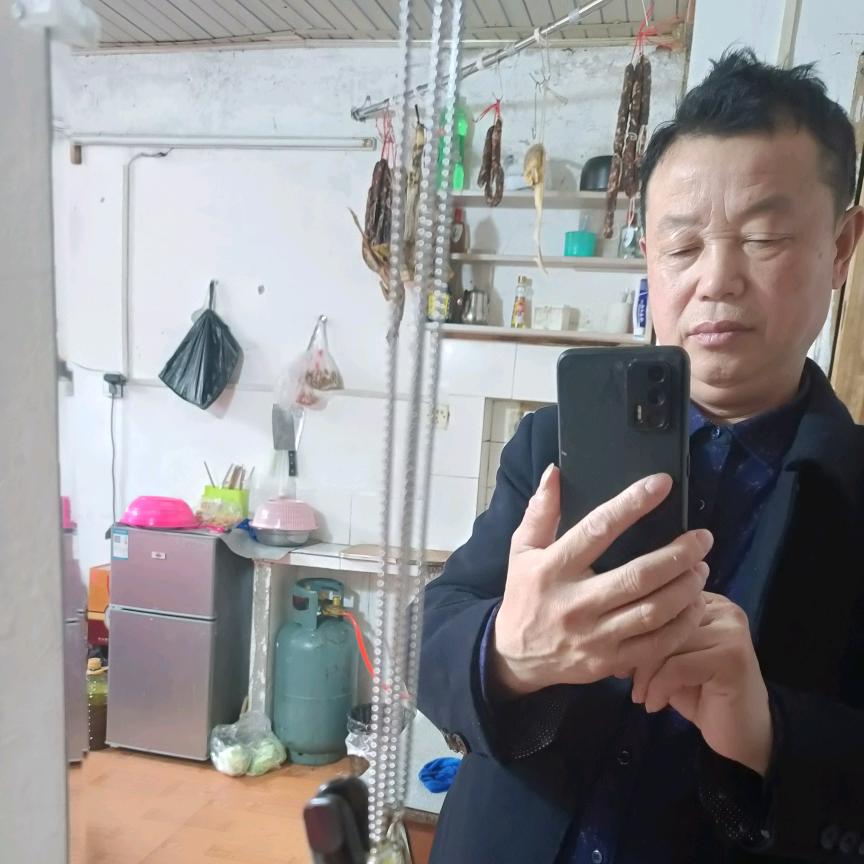 月亮带我游全球