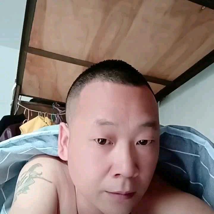 小社会以情为贵