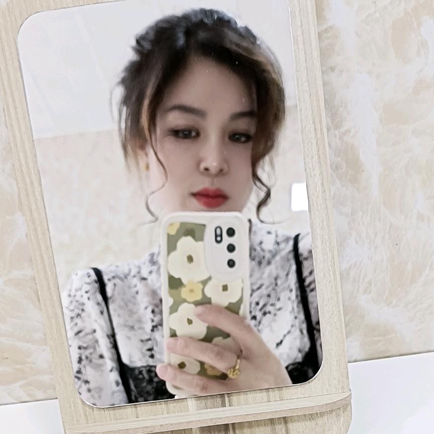 美美时尚穿搭