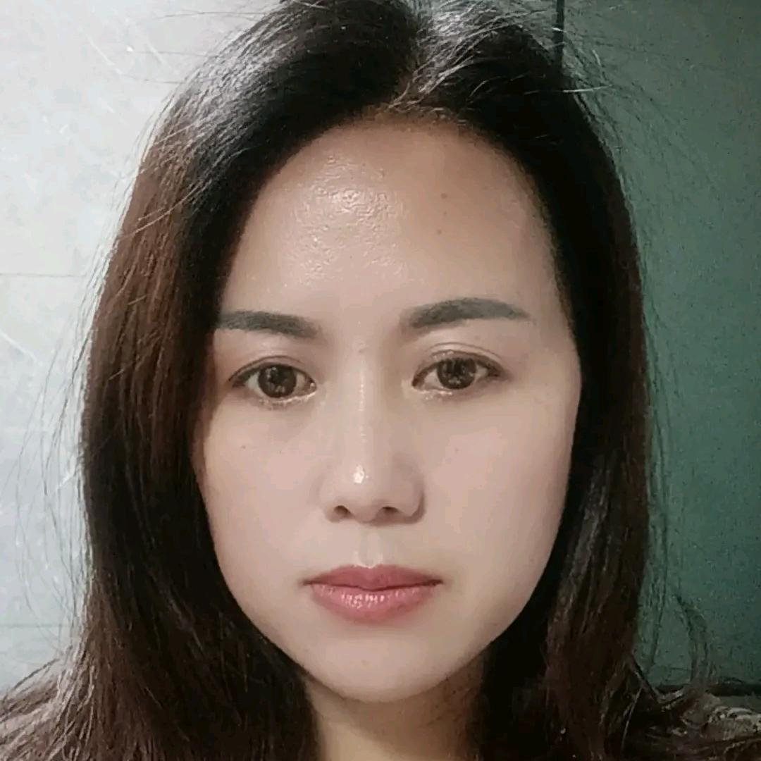 从黑暗中走出来的80后