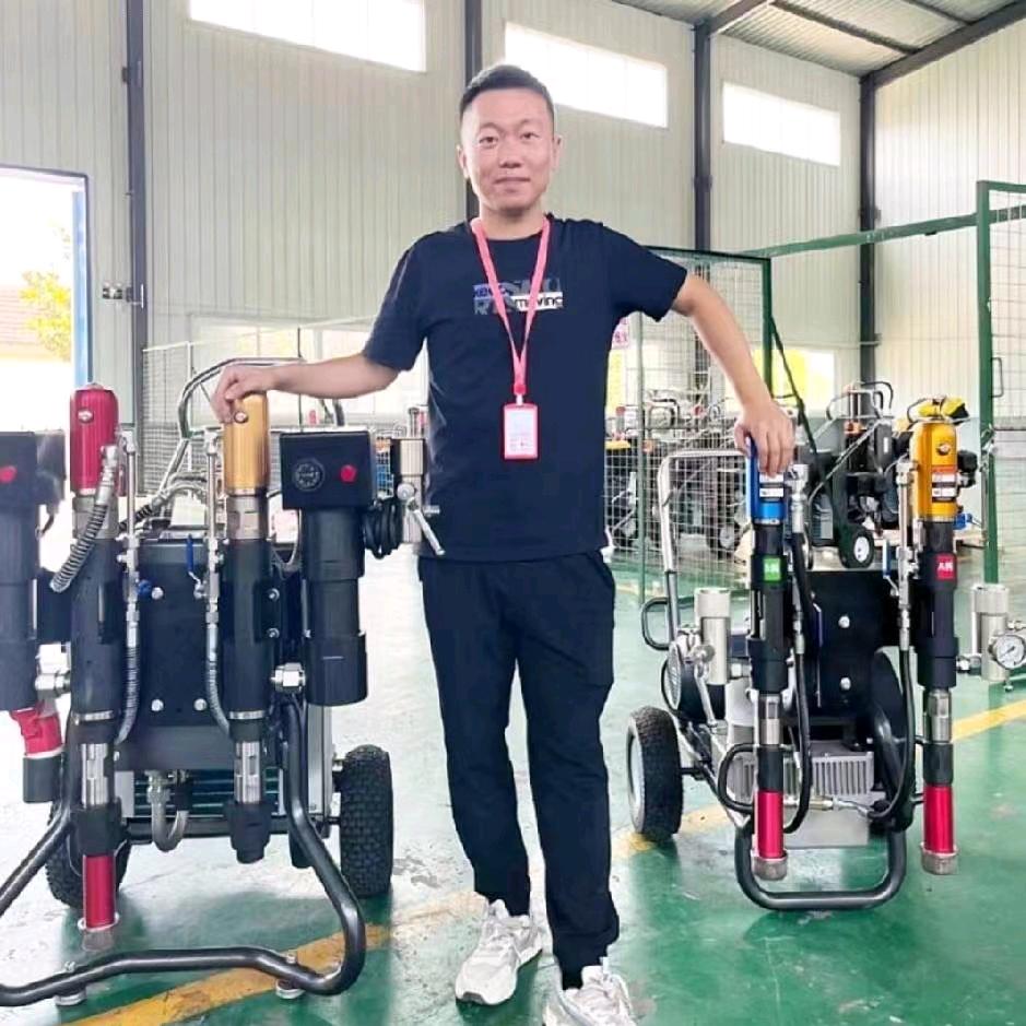 斯博瑞高铁防水喷涂机、聚氨酯喷涂机