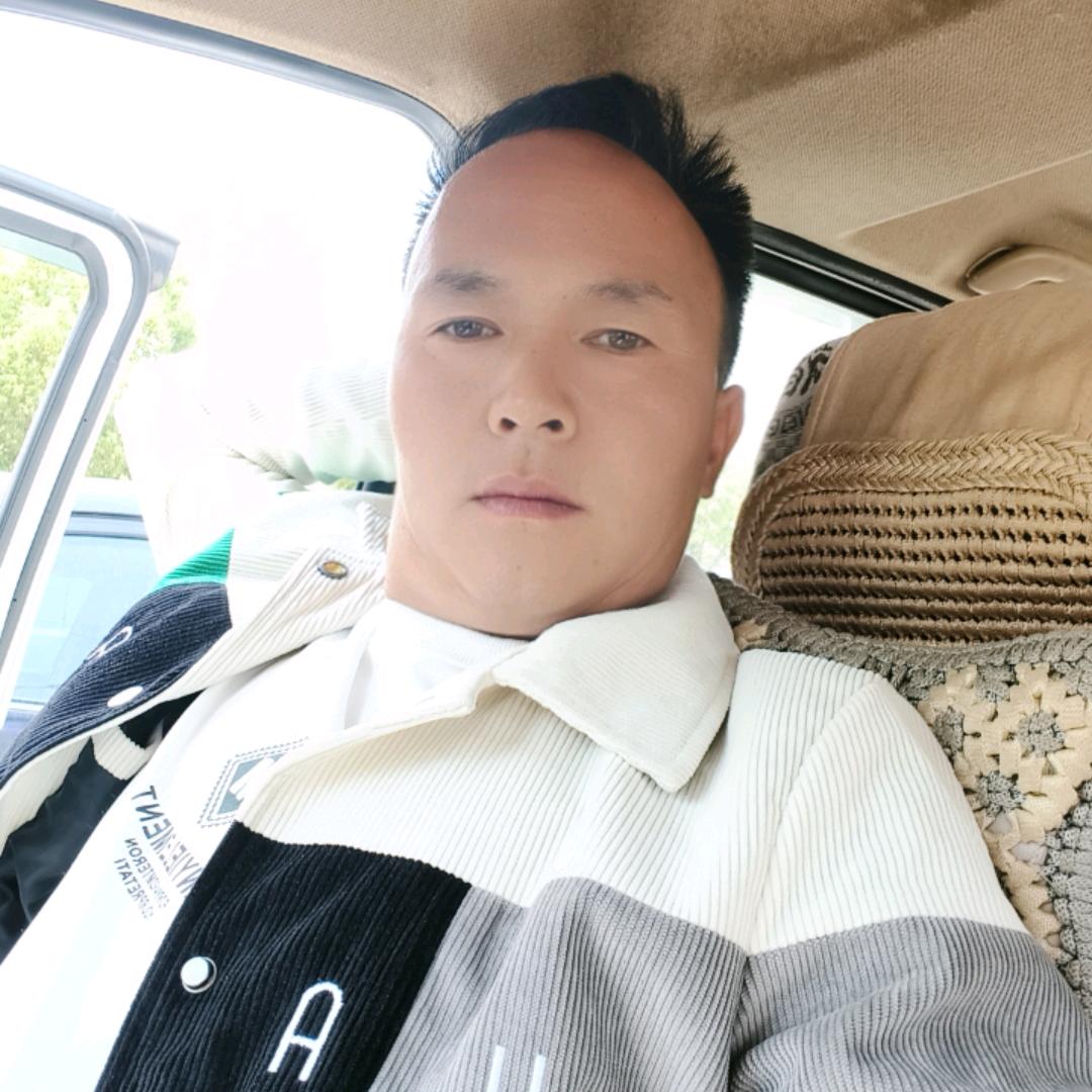 不打扰你，怕你觉得我是多余的