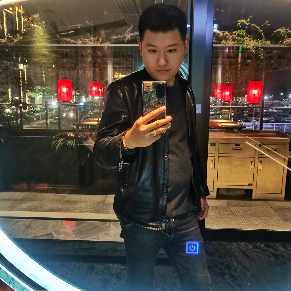 何磊，商K
