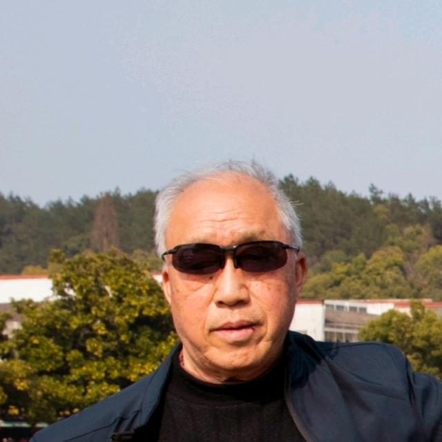 泥海生活百货