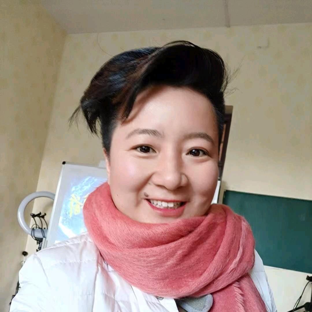 卖山货的——范慧丽——是开养生馆的