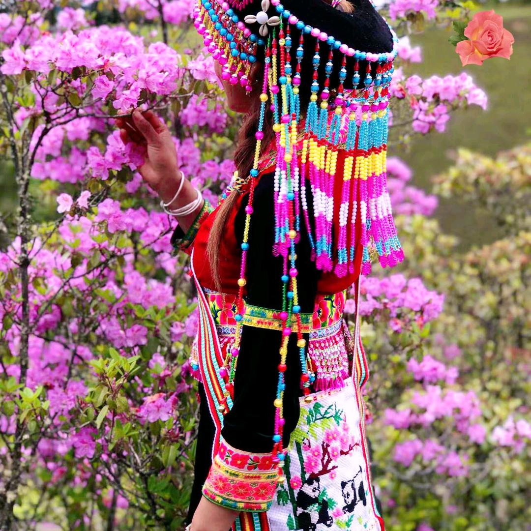 甜甜的农村阿妹