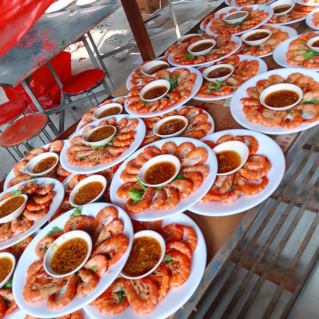 顺李成张《厨师班承接各种宴席包桌》