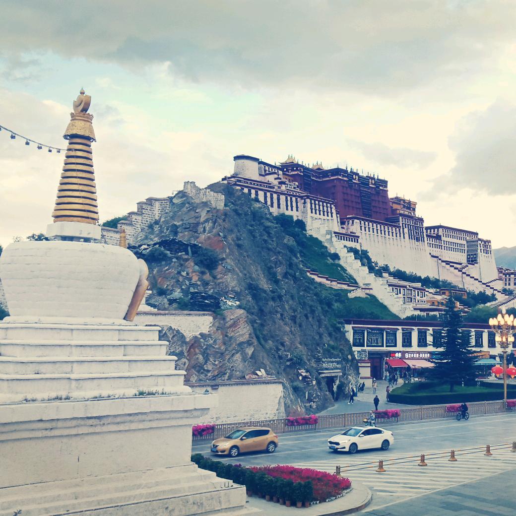 ༀ ࿇初྆༺雪྆༻ྂ࿇ༀ