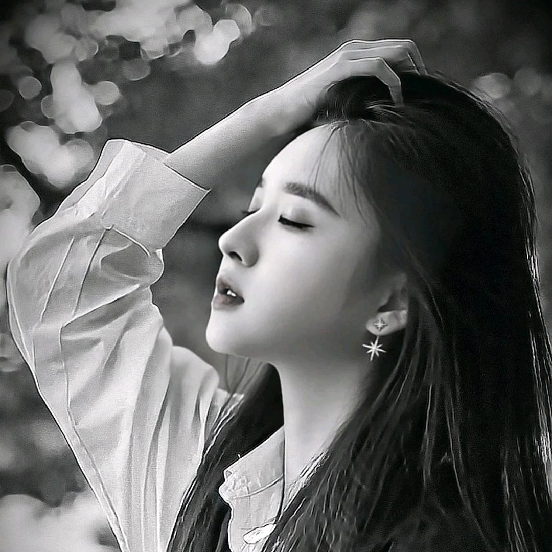 ☾⋆᭄月月☾⋆᭄