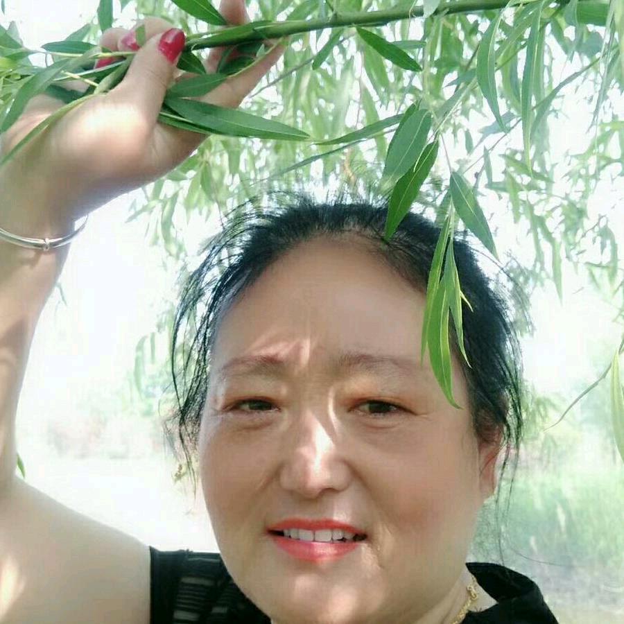 贾家，🌷🌷二姑娘💐💐🌹🌹🌹