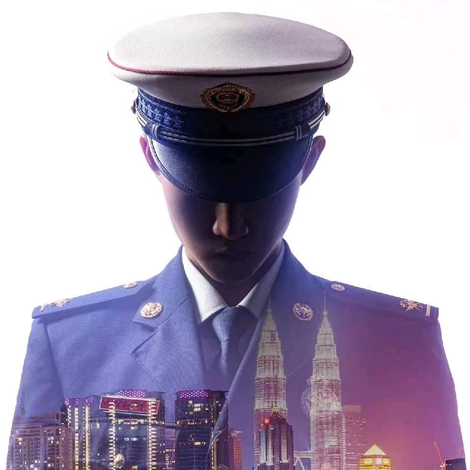 别低头你的皇冠👑会掉