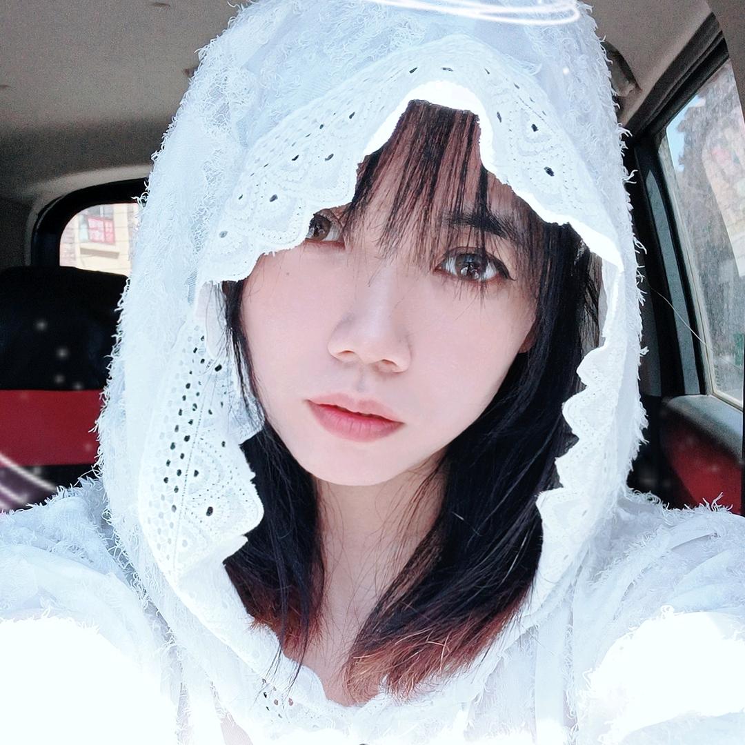 依依