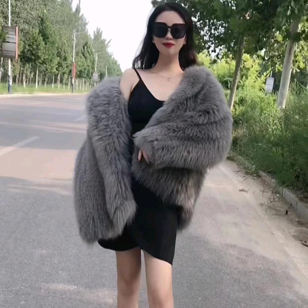 枣强县依诺皮草服装经营部的小店皮草