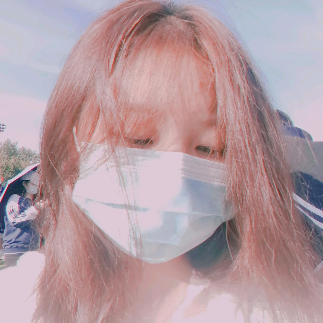 月色的绒 ˠ🌻🌠