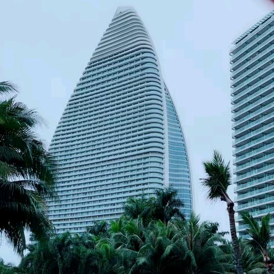 东 升