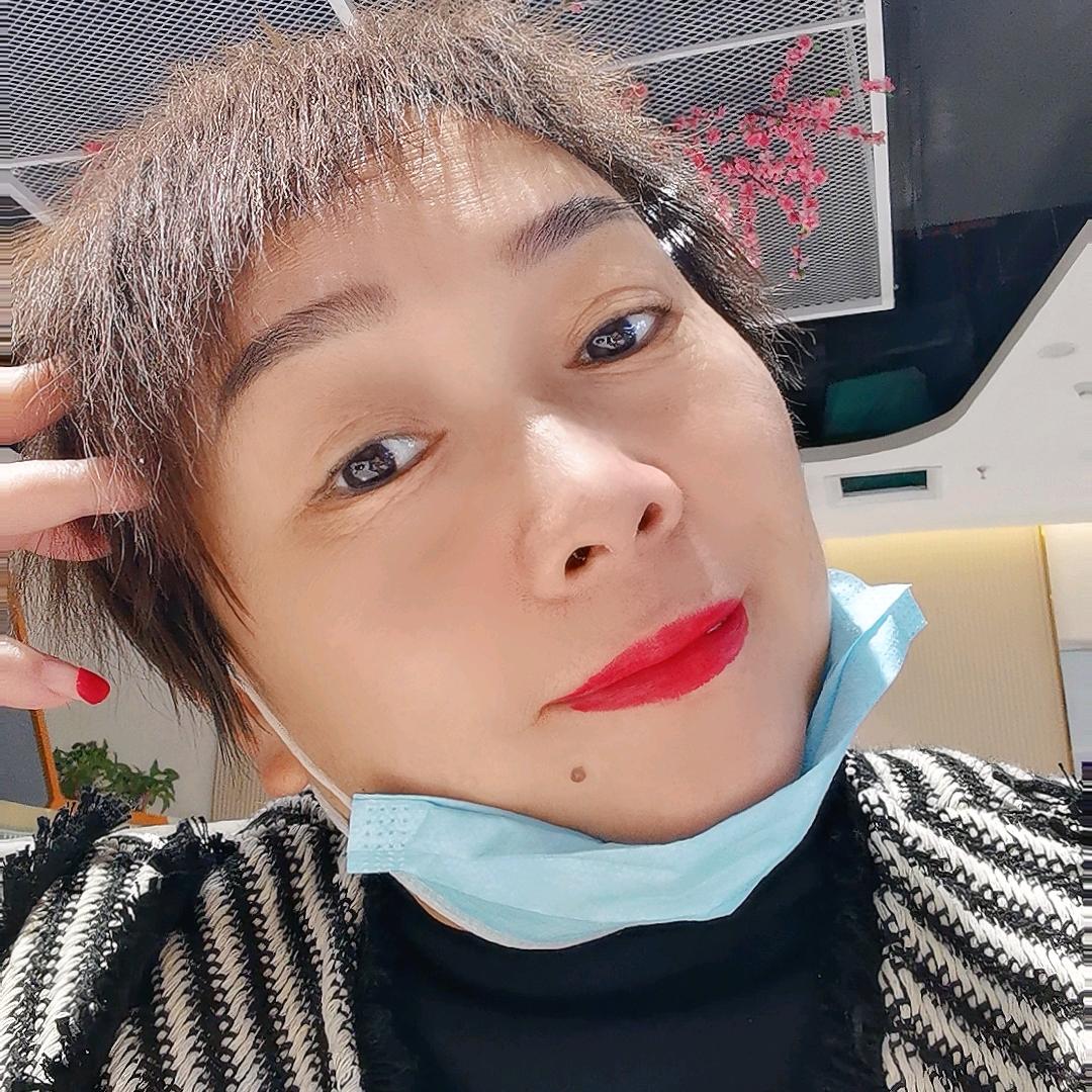 辉姐在东津