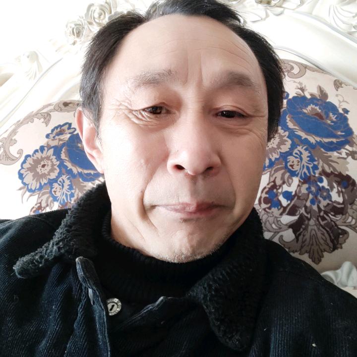 李传明又当爸又当妈