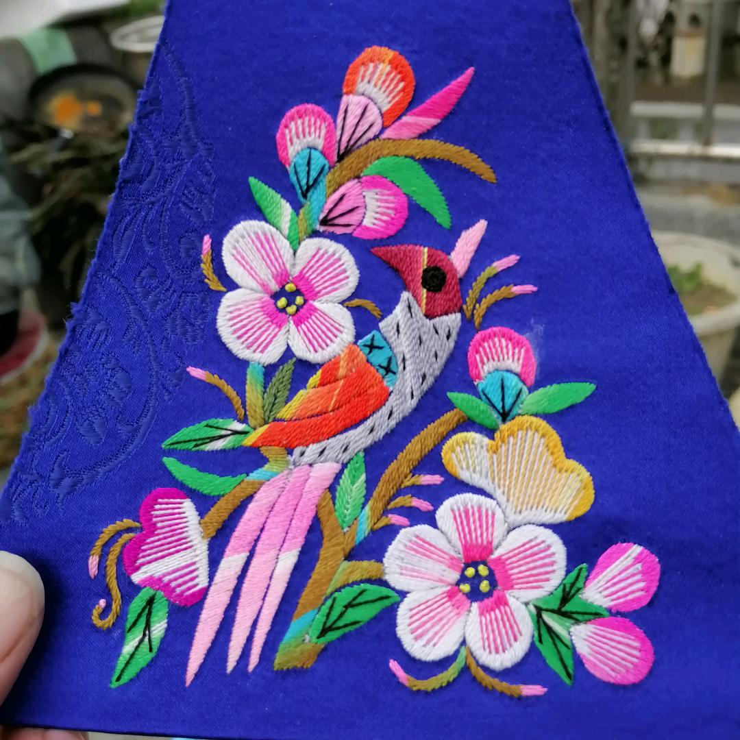 纯手工绣花