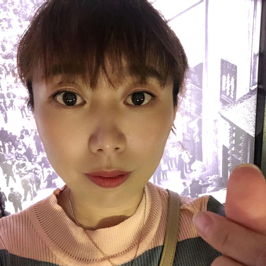 在外漂泊的周周