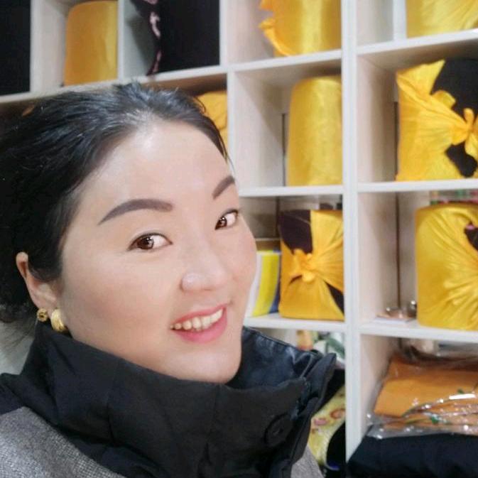 藏族服装店
