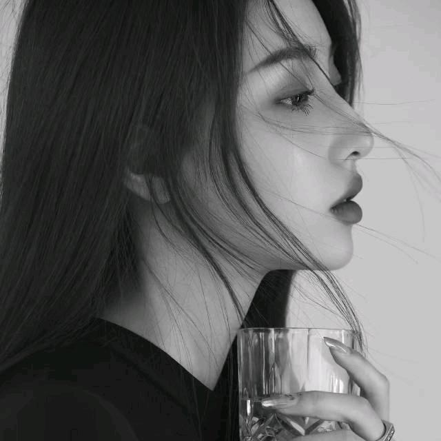 @琴琴吖