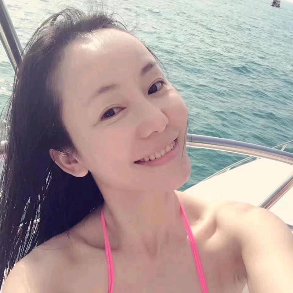 红