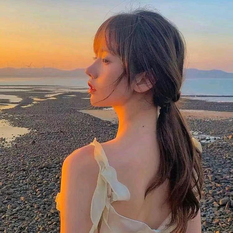 羊绒时装穿搭顾问