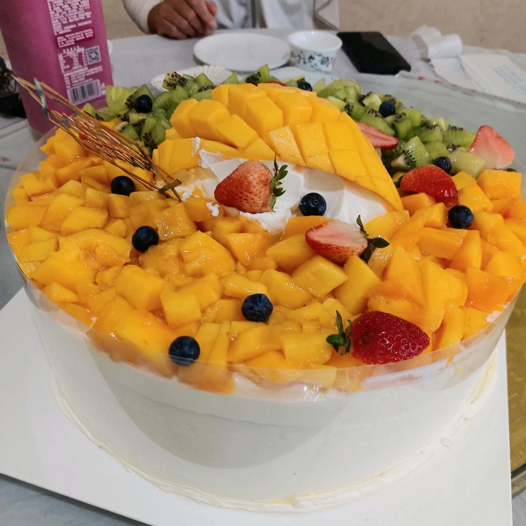 寂寞的梧桐树
