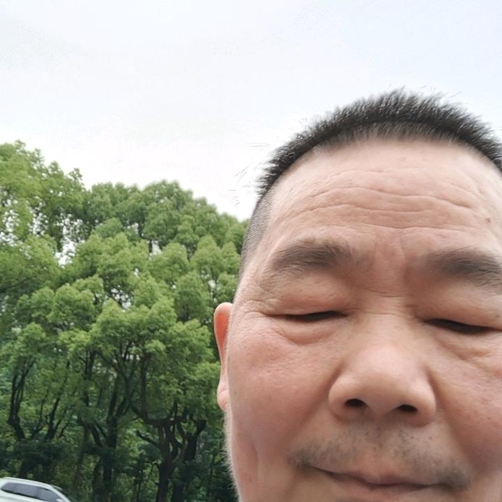 鄢文友