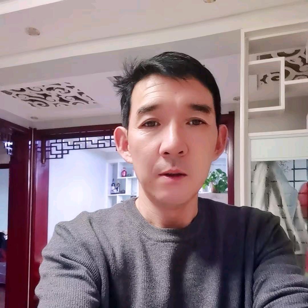 梁总彩钢喷漆，做房顶彩钢