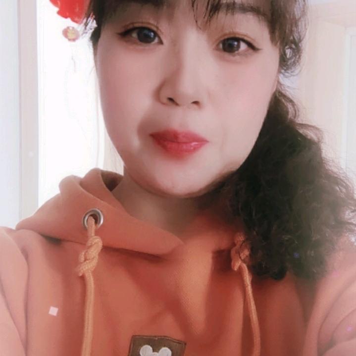 踏雪寻梅