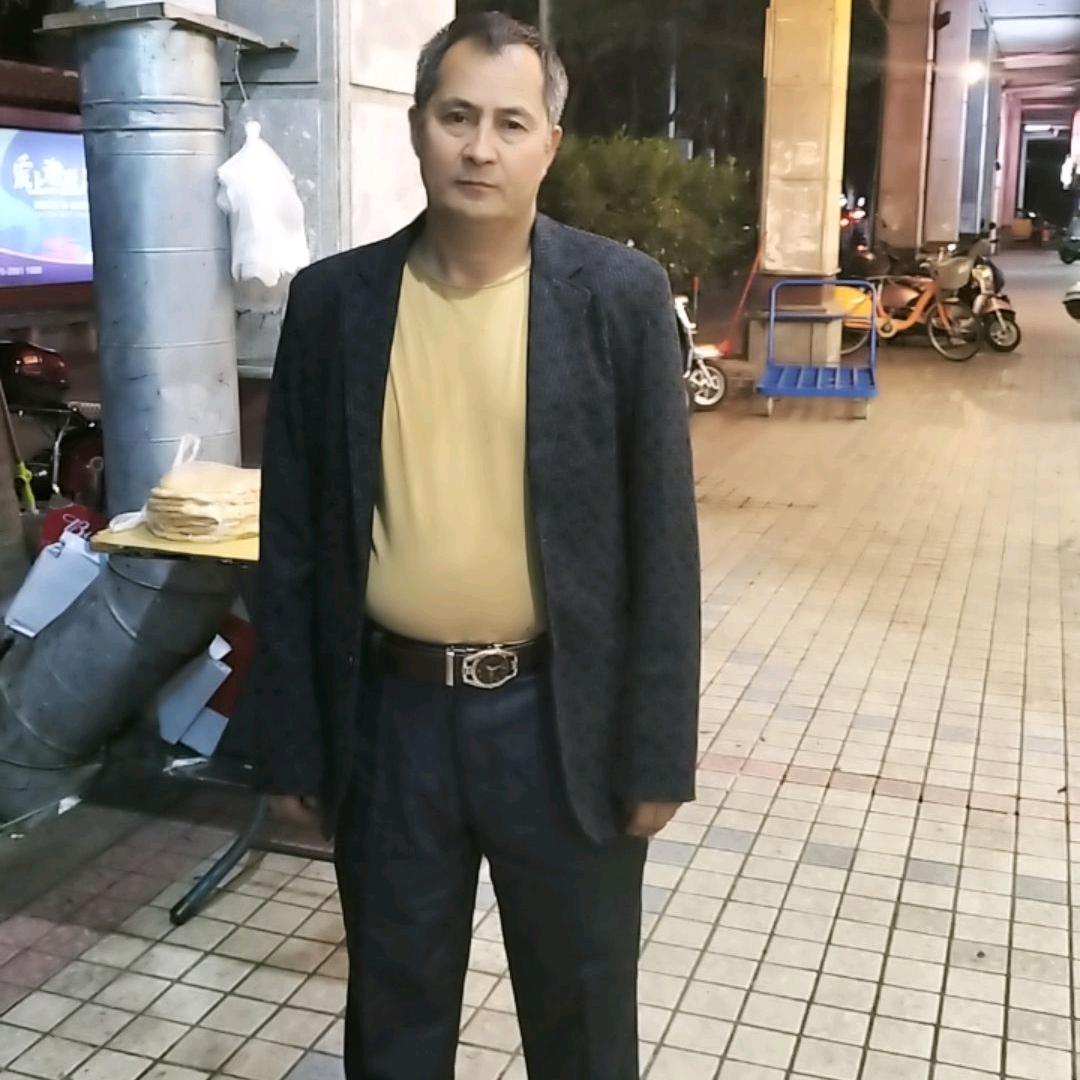 图尔荪托合提