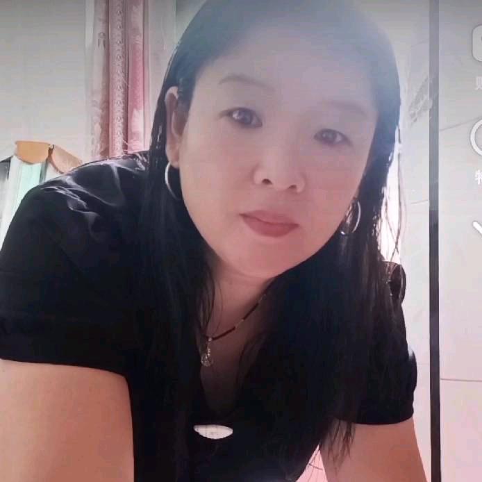 现在回忆最美好的时光，知足常乐